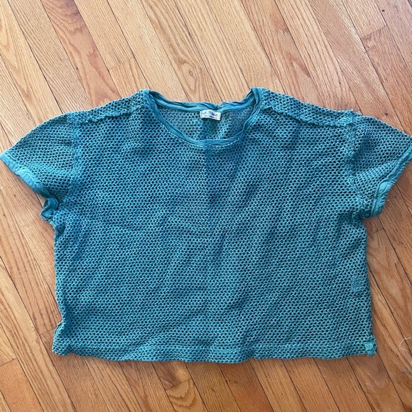 Green Mesh Knit Women's Top - Picture 2 of 6